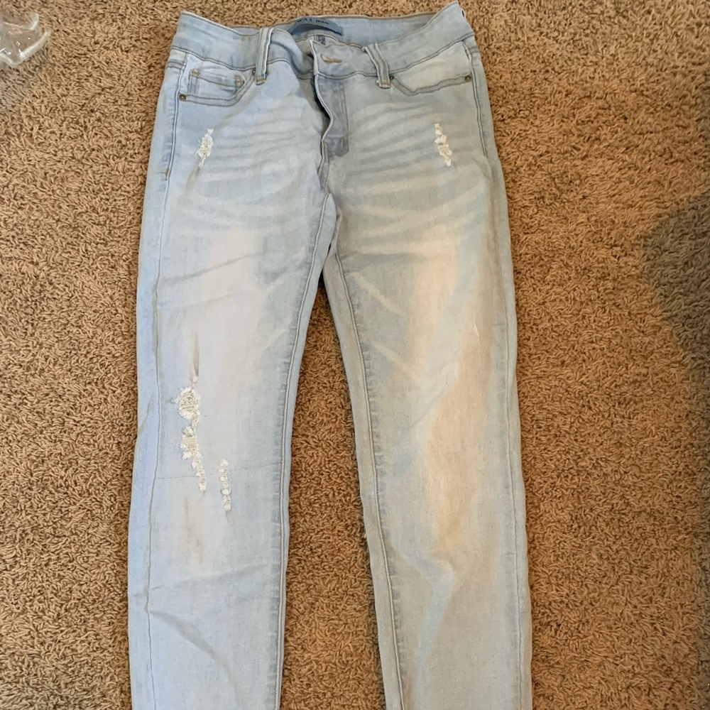 Ripped light wash jeans